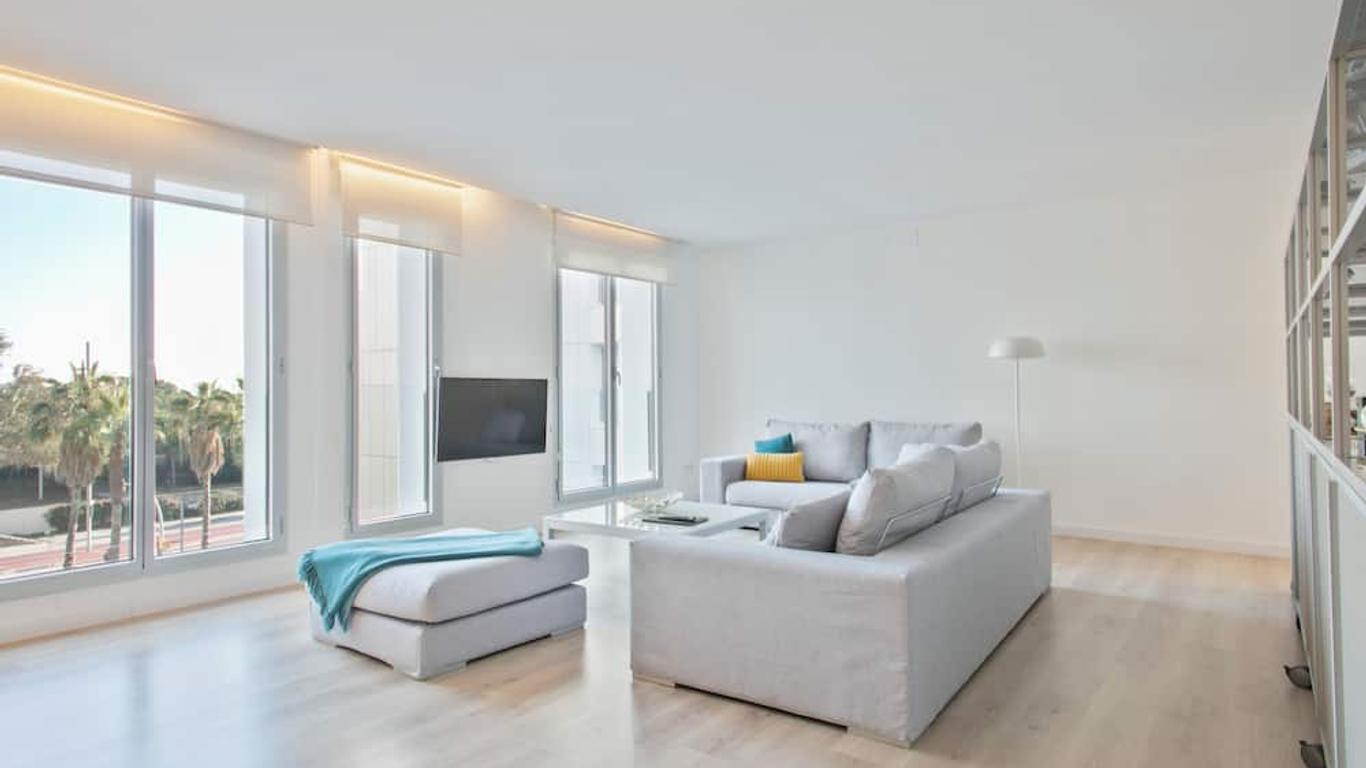 Lugaris Beach Apartments
