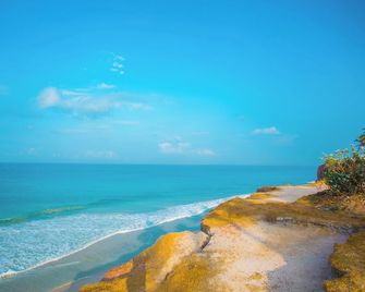 Ocean View Varkala by Voye Homes - טריבאנדרום - חוף