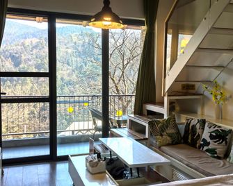 Floral Hotel · Lushan Yunbian Mountain Hotel (Lushan Mountain Store) - Jiujiang - Lobby