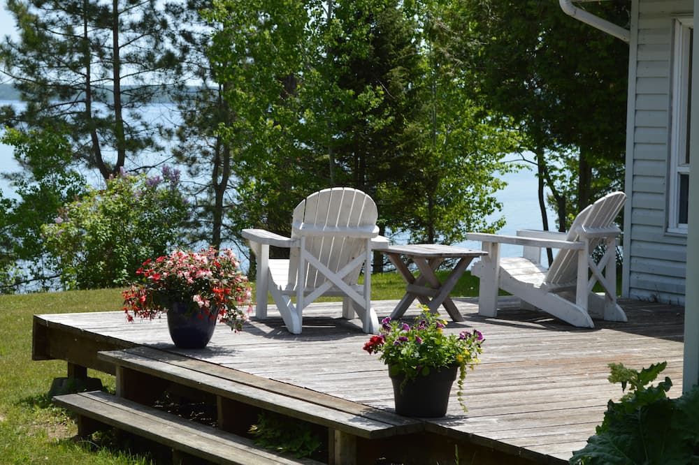 Sunsite Estates Waterfront - Manitowaning - Patio