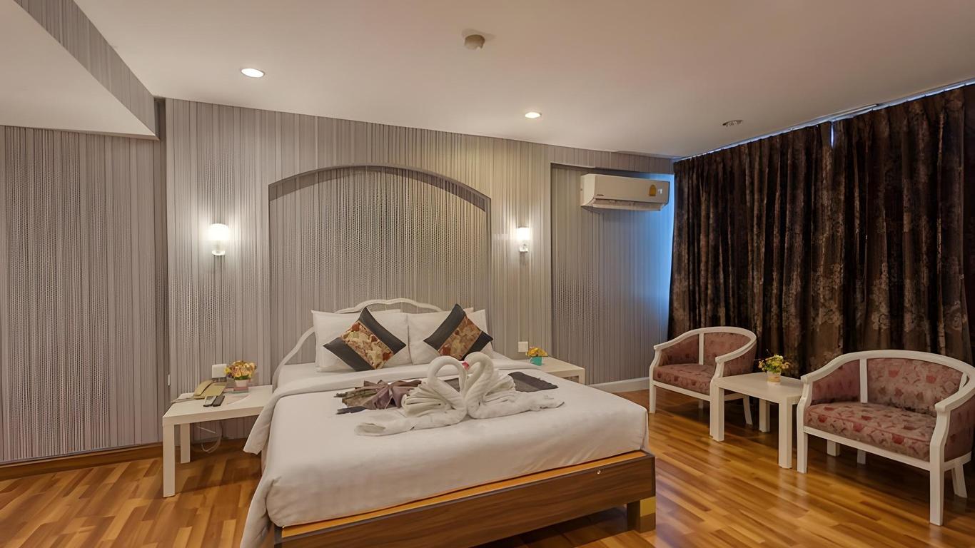 Aunchaleena Grand Hotel