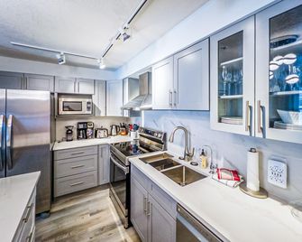 Luxurious One Bedroom Suite Windtower - Canmore - Cuisine