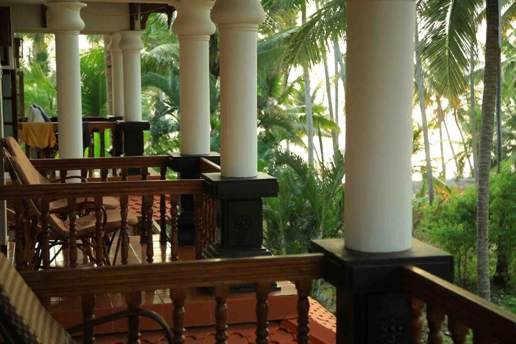 Woodhouse Beach Resort