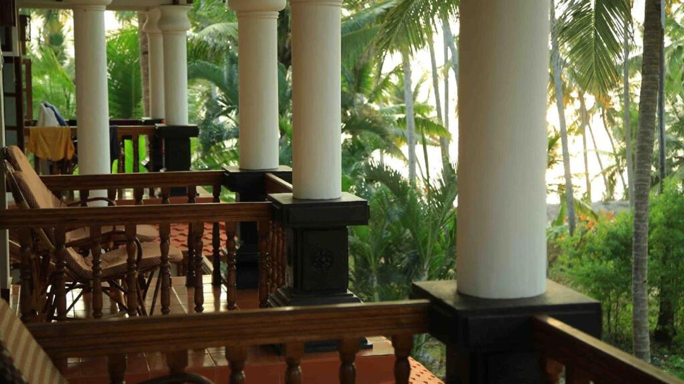 Woodhouse Beach Resort