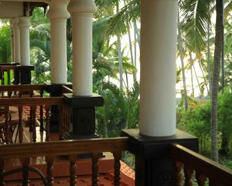 森林別墅海灘渡假村 - 瓦卡拉 - Varkala - 陽台