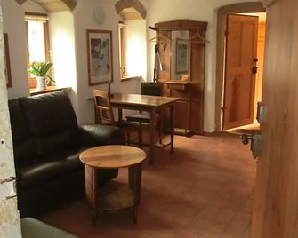 Ferienwohnung mit Charme in Dresden Pillnitz - דרזדן - סלון