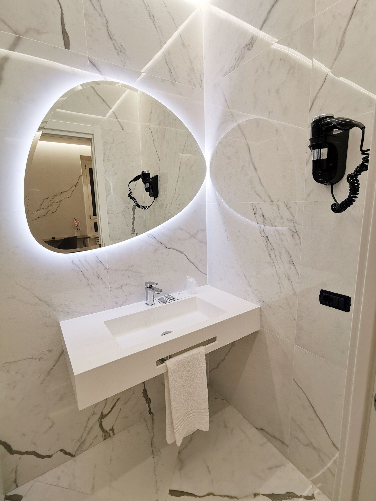 Bathroom view of Hotel Valentino Palace