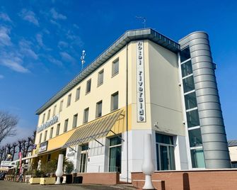 Hotel Riverside - Modena - Building