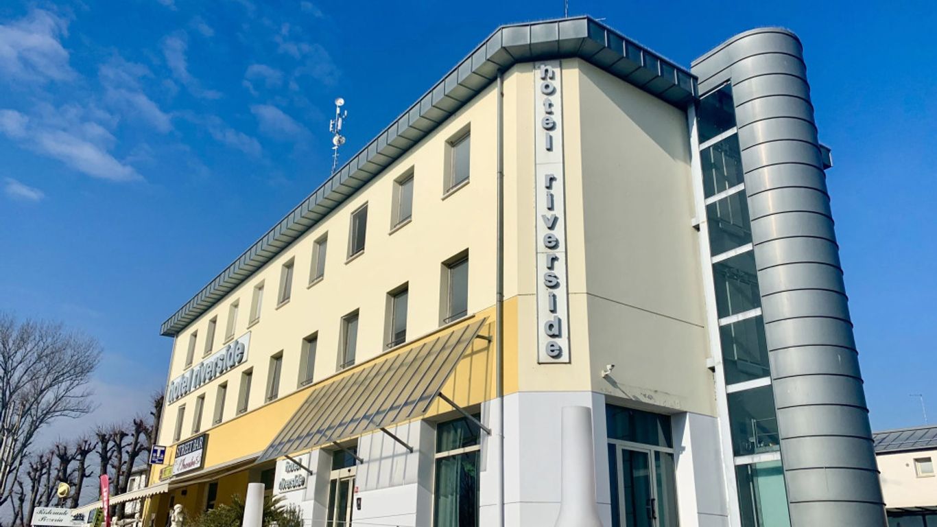Hotel Riverside