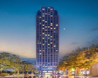 Chongqing Black Horse Aerial River View Homestay (Liujia Wharf) - 충칭 - 건물