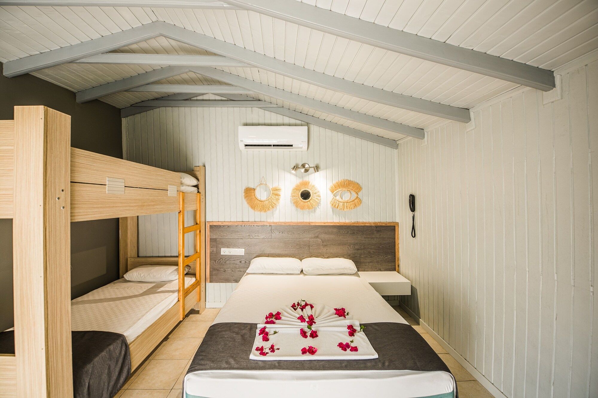 فندق بيتش ليدا - سيد - غرفة نوم