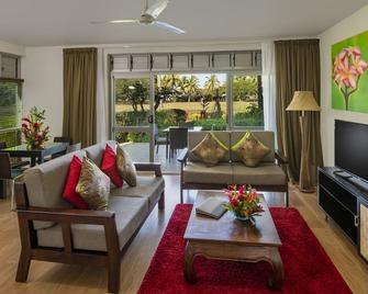 The Terraces Apartments Denarau - Nadi - Living room