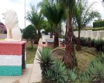 Villa Des Hotes - Yamoussoukro - Patio
