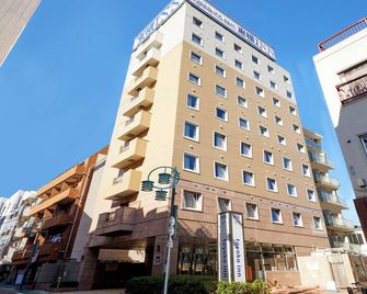 Toyoko Inn Tokyo Shinagawa Hatanodai eki Minami guchi - Tokio - Gebouw