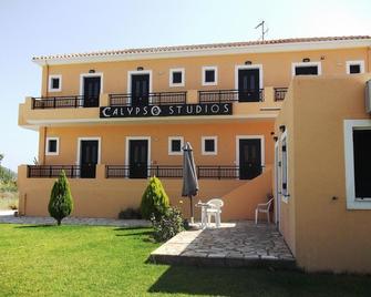 Calypso Luxury Studios - Vasiliki - Edificio