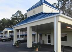 Rodeway Inn Walterboro I-95 - Walterboro - Bâtiment