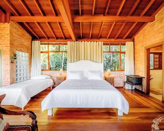 Velinn Pousada Jardim Da Mantiqueira - Monte Verde - Habitación