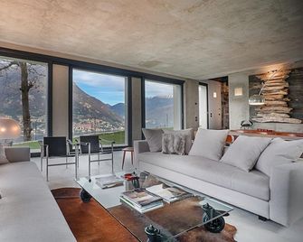 Luxury Villa Torno - Lake Como Unique View & Pool Among The Quarry Rocks - Torno - Obývací pokoj