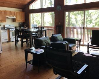 Hiking, Biking and Fall colors. Open for relaxation year round. - Lambton Shores - Living room