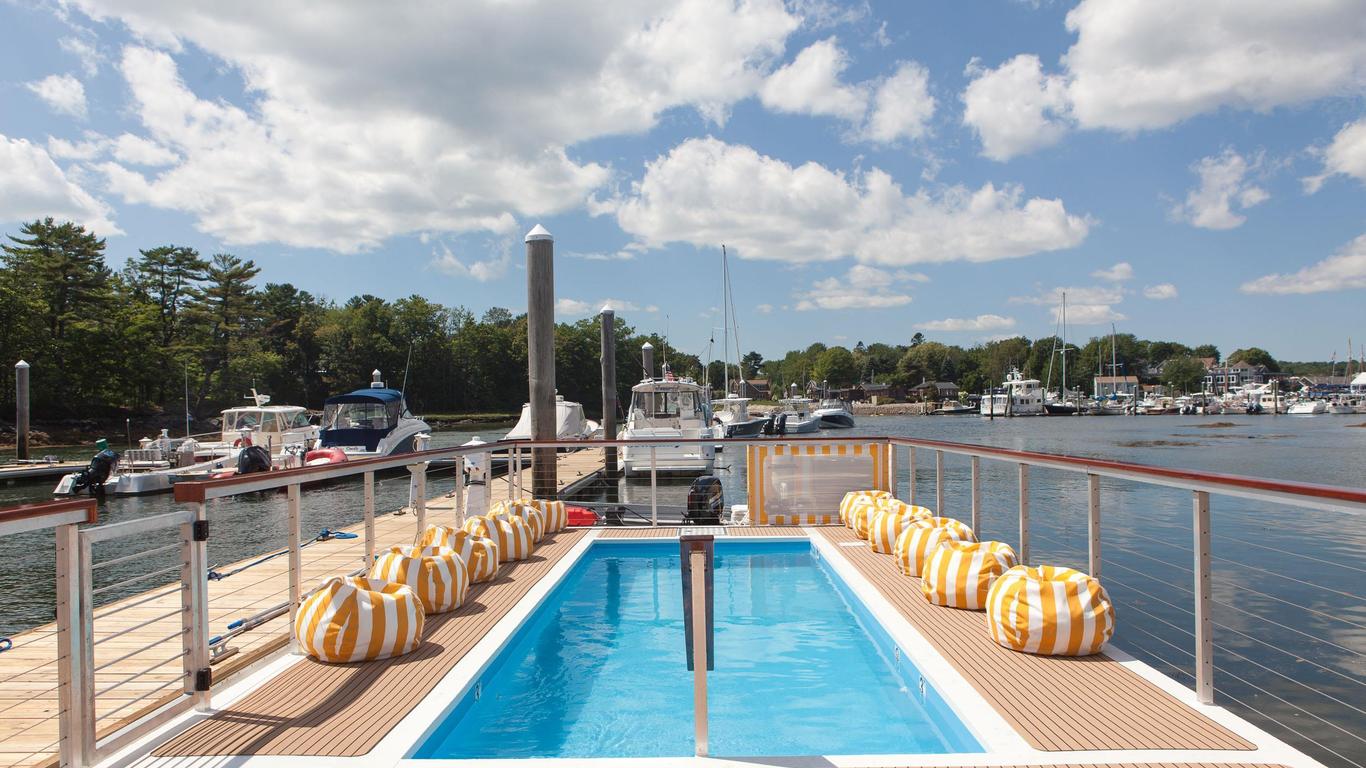 Yachtsman Hotel & Marina Club