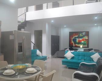 Beach House Haven in Cartagena Enjoy a Surreal Paradise Vacation Casa Castillo - Carthagène - Salon