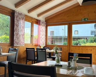 Vitalhotel Garni Vier Jahreszeiten - Bad Fussing - Ресторан