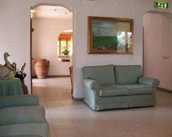 Hotel Mirella - Castiglione della Pescaia - Living room