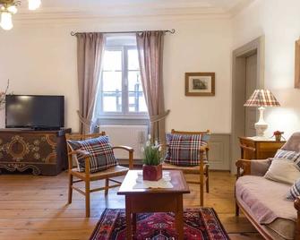 Maison cosy à Kientzheim + Parking - Kaysersberg-Vignoble - Huiskamer