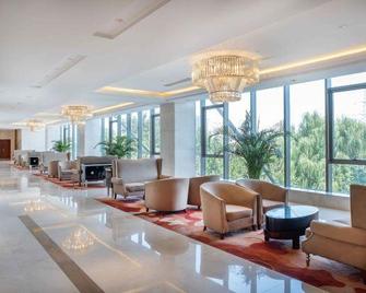 Beijing Taishan Hotel - Beijing - Lobby