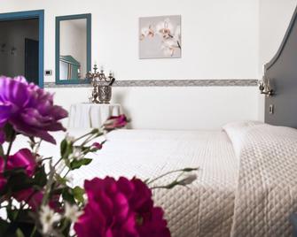 Hotel Al Faro - Licata - Bedroom