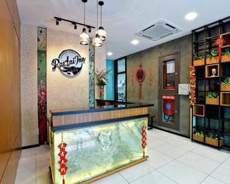 Pantai Inn Kota Kinabalu - Kota Kinabalu - Front desk