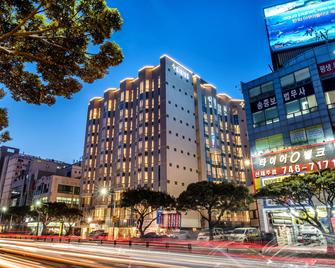 Hotel Sirius - Thành phố Jeju