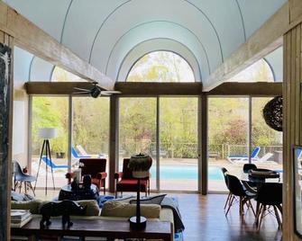 Fire Island-Pines-Historic House-Heated Pool And Hot Tub - Sayville - Restoran