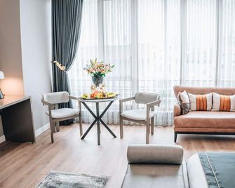 La Flora House Hotel - Kocaeli - Salon
