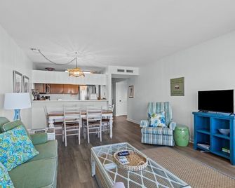 Maritime West C-33 3 Bedroom Condo by RedAwning - Pine Knoll Shores