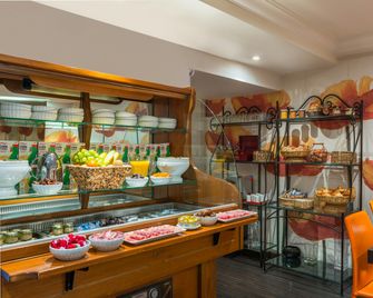 Neuilly Park Hotel - Neuilly-sur-Seine - Buffet