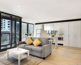 Complete Host Manhattan Apartments - Melbourne - Soggiorno