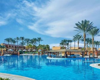 Scenic All-Inclusive Escape l 2 Rooms, Pools, Steps from Coraya Bay & Dive Sites - Port el Ghalib - Piscina