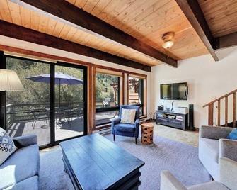 Jackson Hole end unit townhome near historic town square and ski resorts - Jackson
