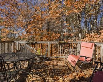 Wise Pines Renovated Barn [Bunkhouse] - Woodstock - Balcony