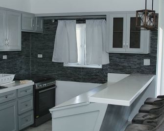 سي رينيتي - أويستر باوند - مطبخ