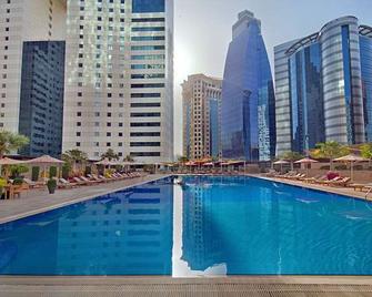 Ezdan Hotel - Doha - Piscine