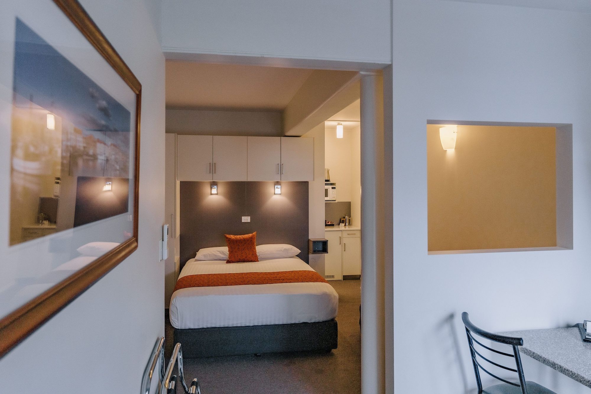 429 أبارتمنتس آند سويتس