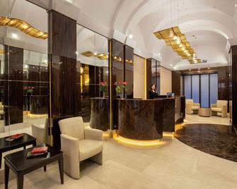 Hotel Gioberti - Rome - Front desk