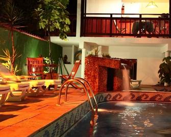 Vila Atlântica Inn - Camburi - Pool