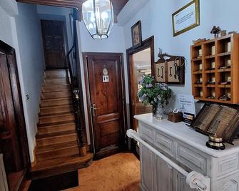 Alojamiento Rural Ostau Era Nheuada - Viella - Front desk