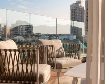 O&O Group - Huge Villa With Jacuzzi By The Beach - Rishon LeZion - Balcony