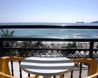 Fedra Hotel - Chrisi Ammoudia - Balcón