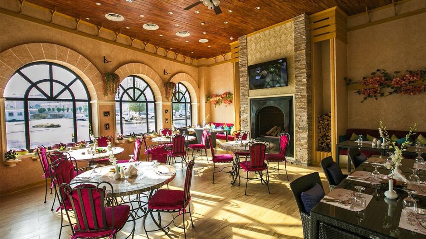 Al Gosaibi Hotel - Villa