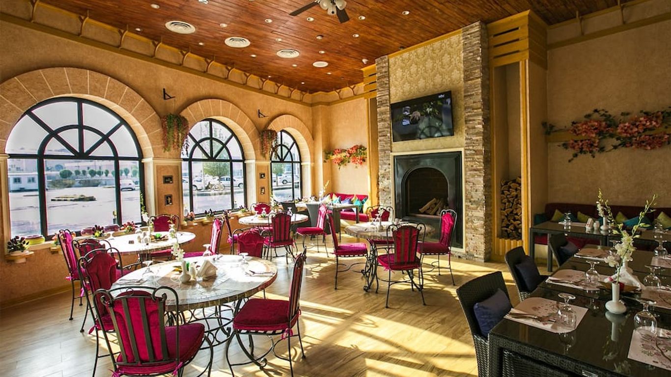 Al Gosaibi Hotel - Villa